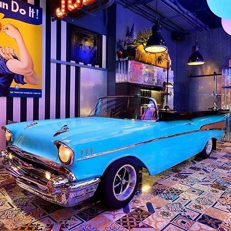 كاوشيونغ Smokey Joe'S Apartment المظهر الخارجي الصورة