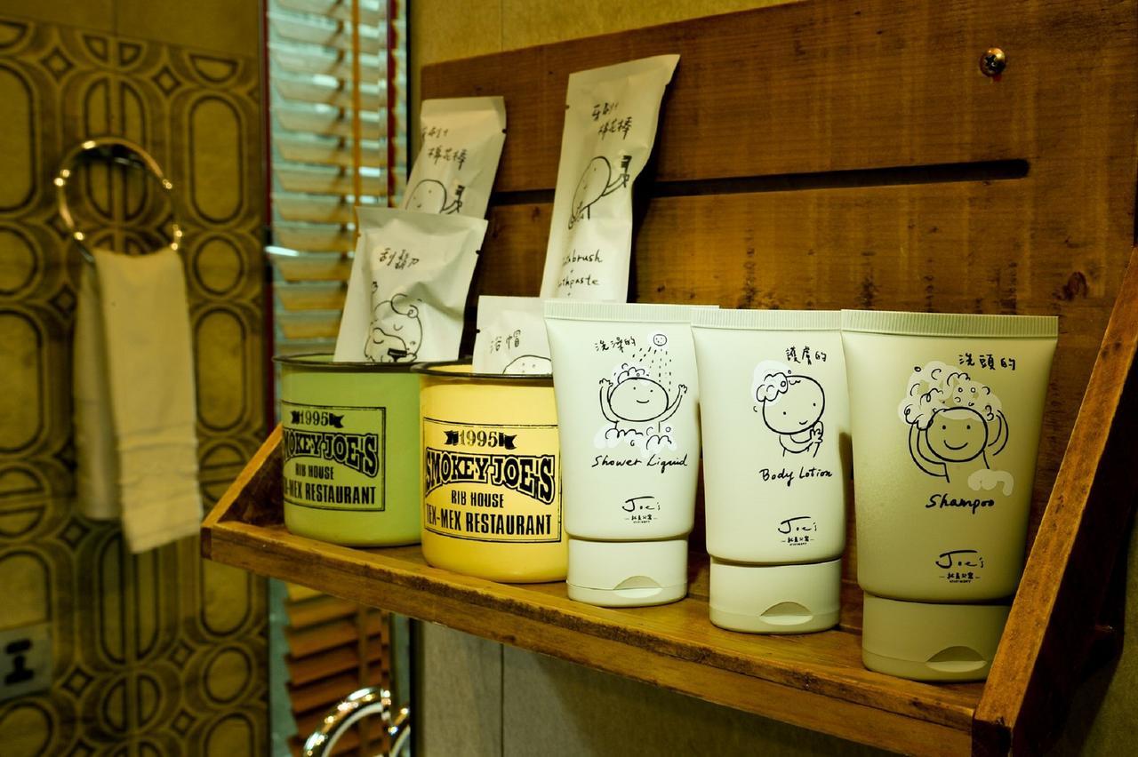 كاوشيونغ Smokey Joe'S Apartment المظهر الخارجي الصورة