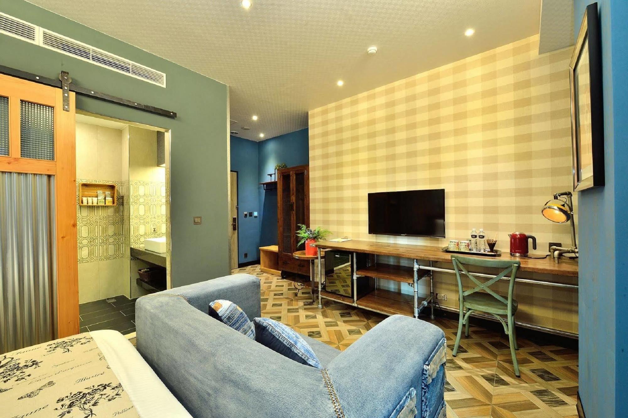 كاوشيونغ Smokey Joe'S Apartment المظهر الخارجي الصورة